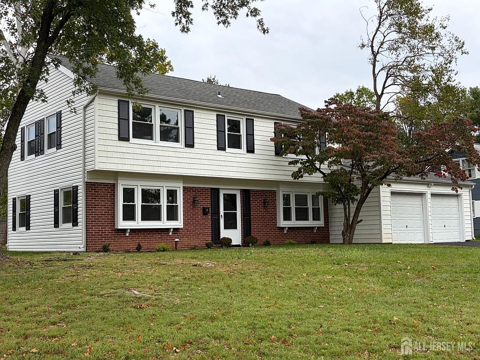 1st image of 4 Overbrook Rd