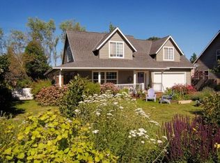 684 Parsons Rd, Hood River, OR 97031