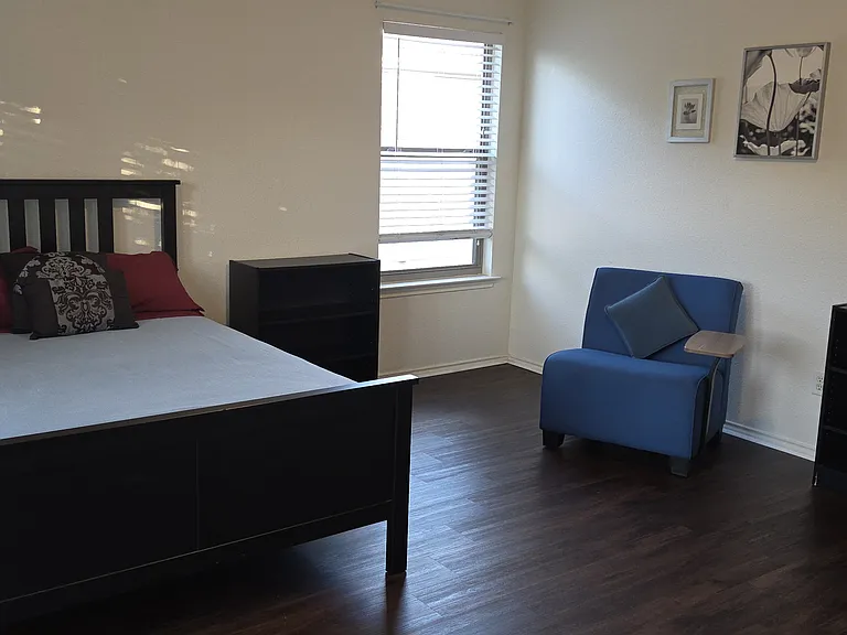 Second Floor - Room #4 with Full size bed