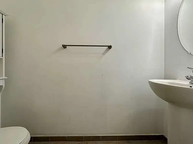 24 Bland Ct #11 — Photo 8