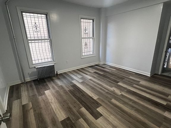 4th image of 345 Summer Ave