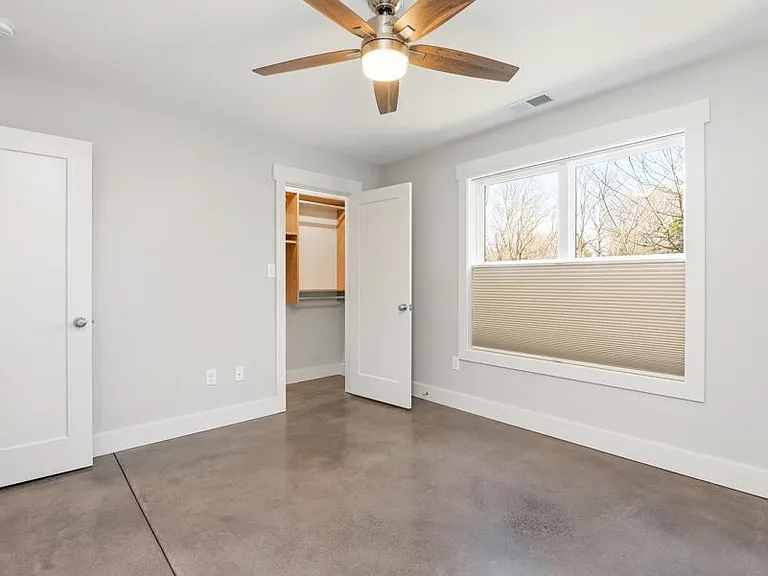 35A Lilac St — Photo 9