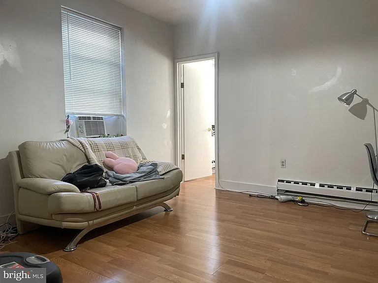 150 N 21st St #3 — Photo 7