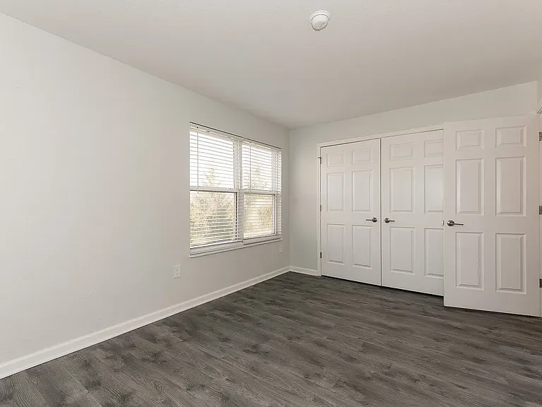 3833 Hoosier Woods Ct — Photo 25