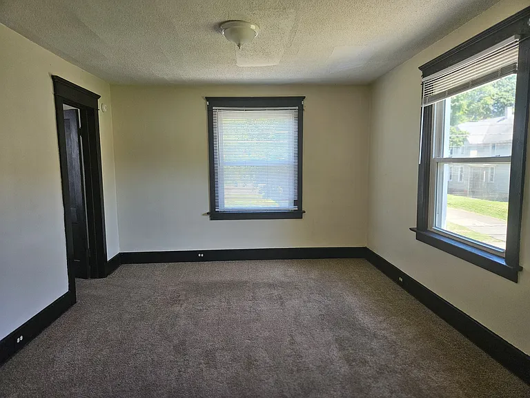 210 Cherry St #2 — Photo 8