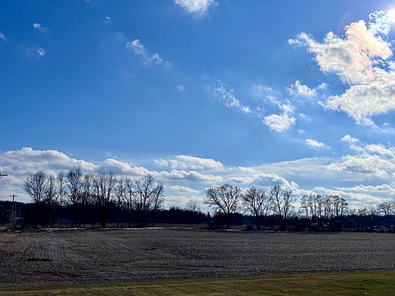 3rd image of 39A Carls Rd