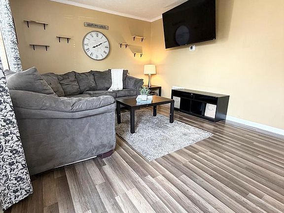 5th image of 46097 Lucca Way