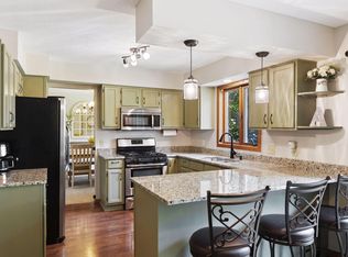 16108 Huron Cir, Lakeville, MN 55044