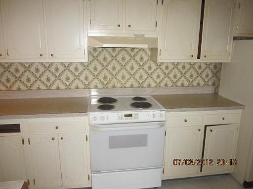 4th image of 4224 S Saratoga Ave #J206