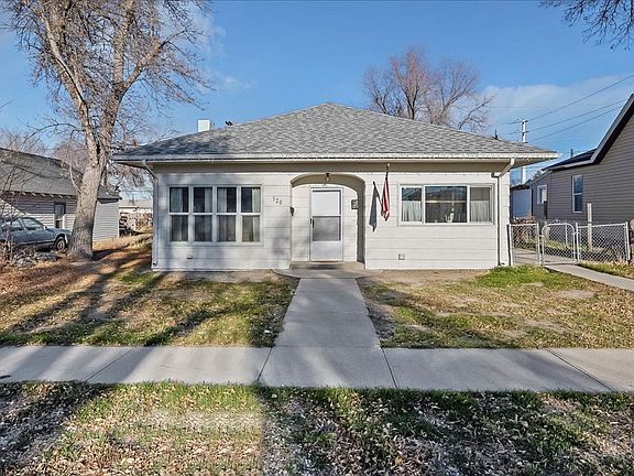 3rd image of 520 5th Ave N