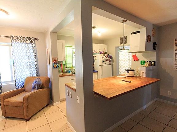 4th image of 39 N Alder Dr
