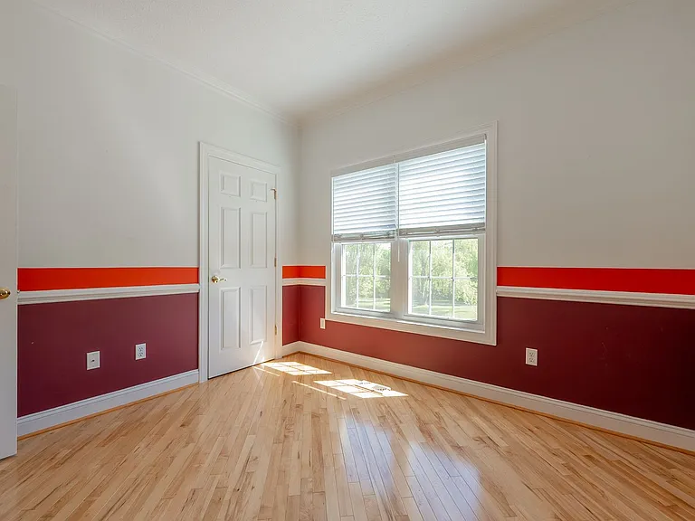 1701 Stratford View Dr — Photo 46