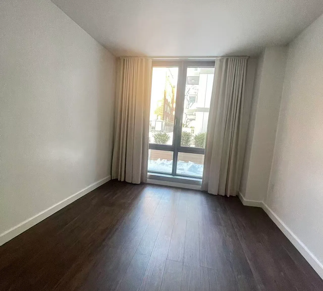 1 bed, 460 sqft, $2,600 — Photo 2
