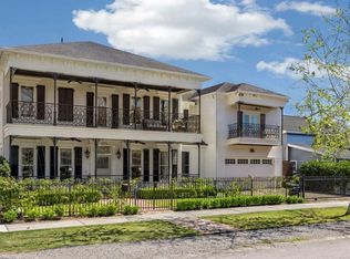 806 Oxford St, Houston, TX 77007