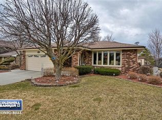 8436 Camelia Ln, Orland Park, IL