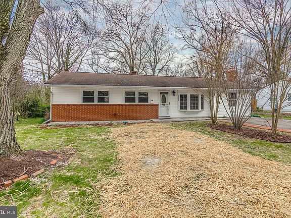 3rd image of 7928 Ashboro Dr