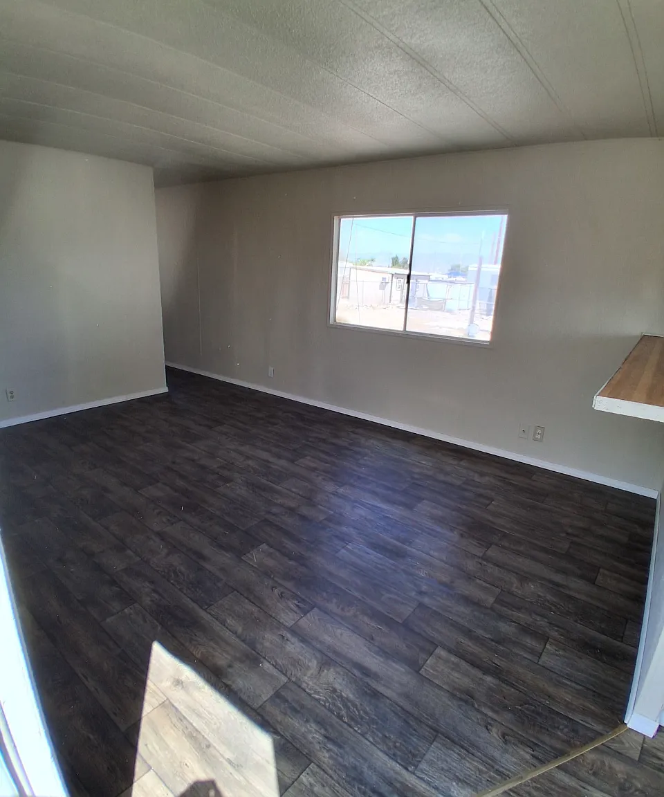2 bed, 700 sqft, $650 — Photo 4