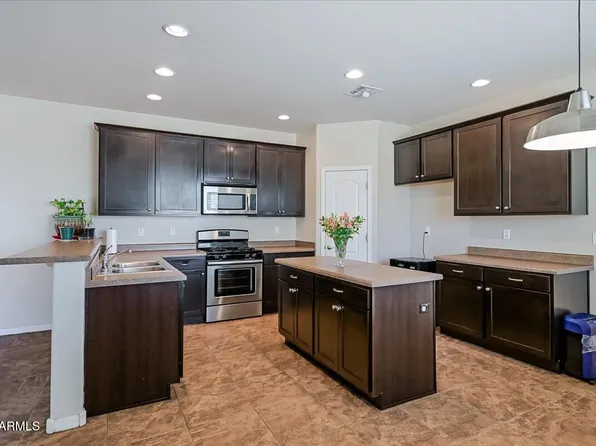 7318 W MIDWAY Avenue, Glendale, AZ 85303