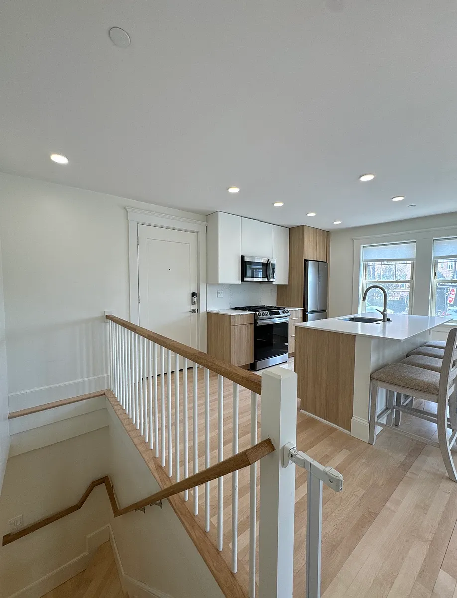 Building Photo - 38 Bradlee Rd #100