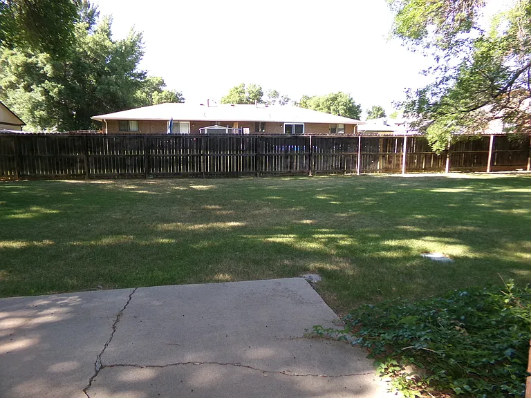 928 Silver Leaf Pl — Photo 2