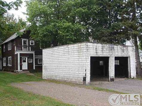 5th image of 312 Diamond St