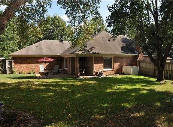 2nd image of 8476 Kings Trail Dr
