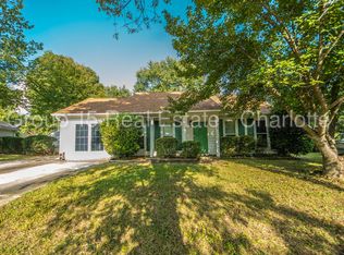 13815 Dansington Ct, Pineville, NC 28134