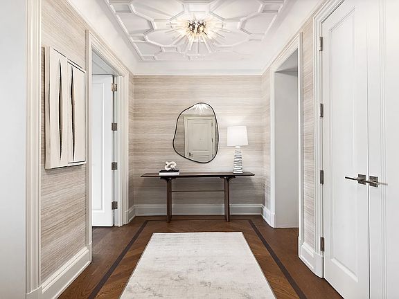 5th image of 344 W 72nd St #1101