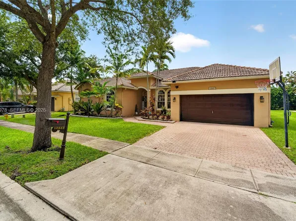 12617 NW 23rd St, Pembroke Pines, FL 33028