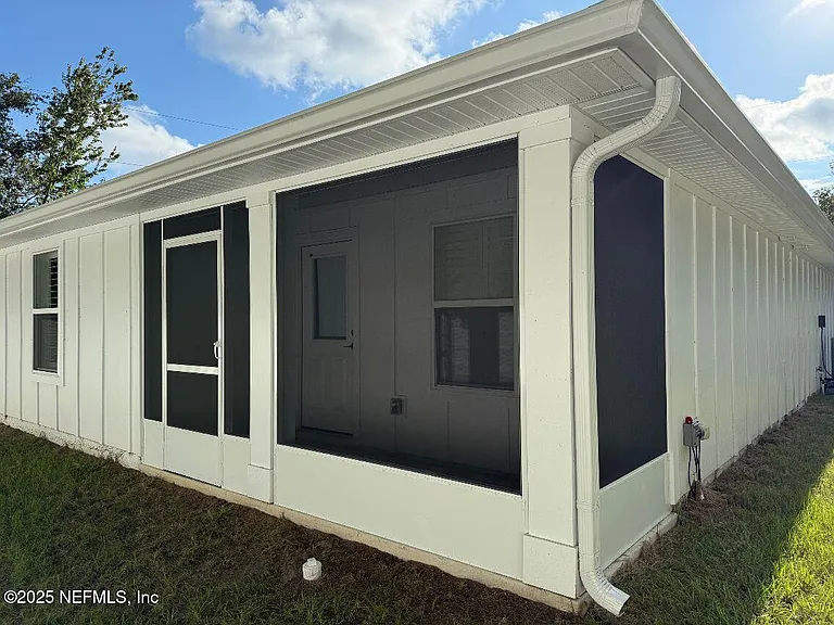 455 S Volusia St — Photo 16