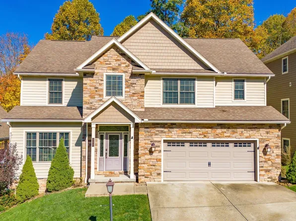 307 Cody Dr, Morgantown, WV 26508