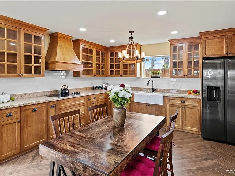 1408 E Karen St #B — Photo 4