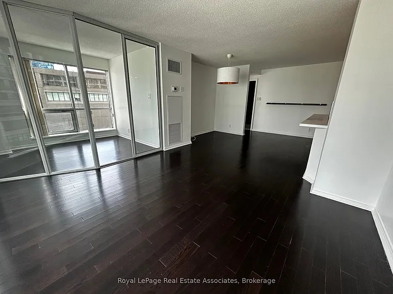10 Yonge St #507 — Photo 9