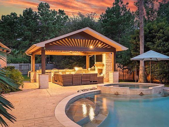 5th image of 1307 Majestic Pines Ct