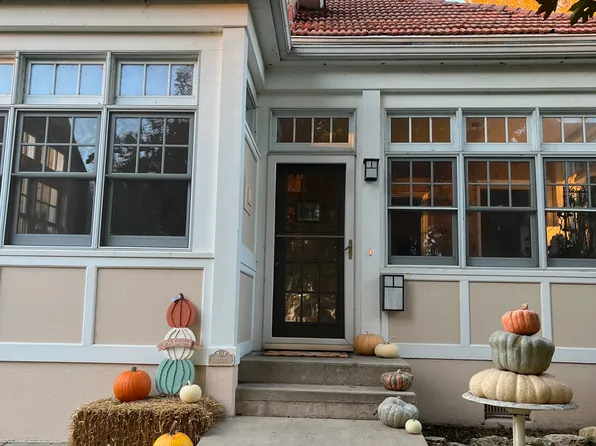 2906 Lakeland Ave, Madison, WI 53704