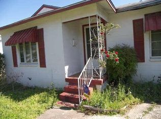 1216 E Robert St, Fort Worth, TX 76104
