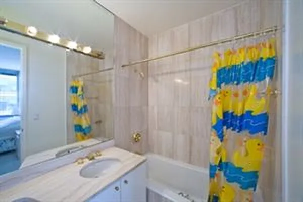 Rented by Douglas Elliman | media 10