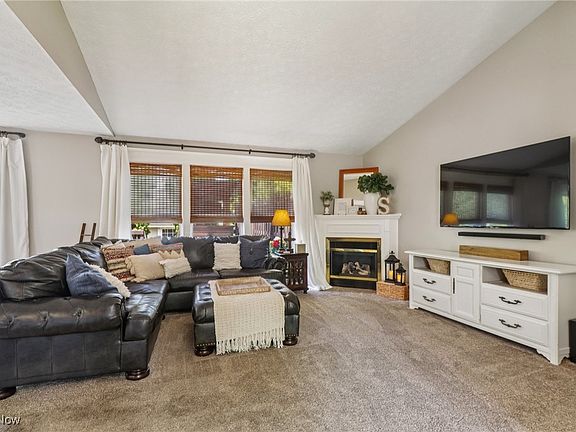 5th image of 1064 Molland Dr