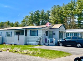 20 1st St, Exeter, NH 03833