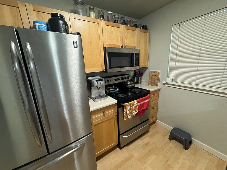 9805 Avondale Rd NE #V157 — Photo 6