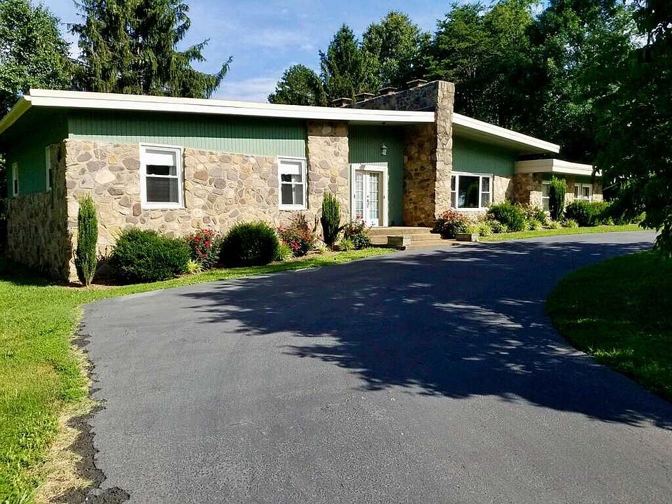1st image of 2146 S Lakeshore Dr