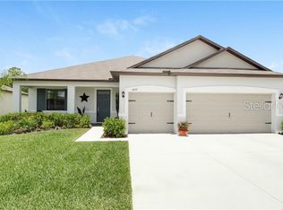 6635 Paden Wheel St, Zephyrhills, FL 33541