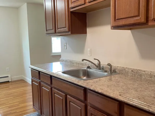 220 Meadow Lane image 5 of 6