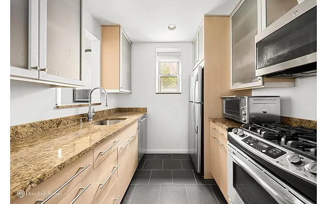 Sold by Douglas Elliman | media 2