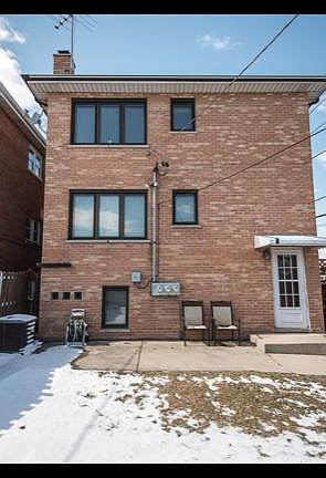 2nd image of 5051 S Knox Ave #2