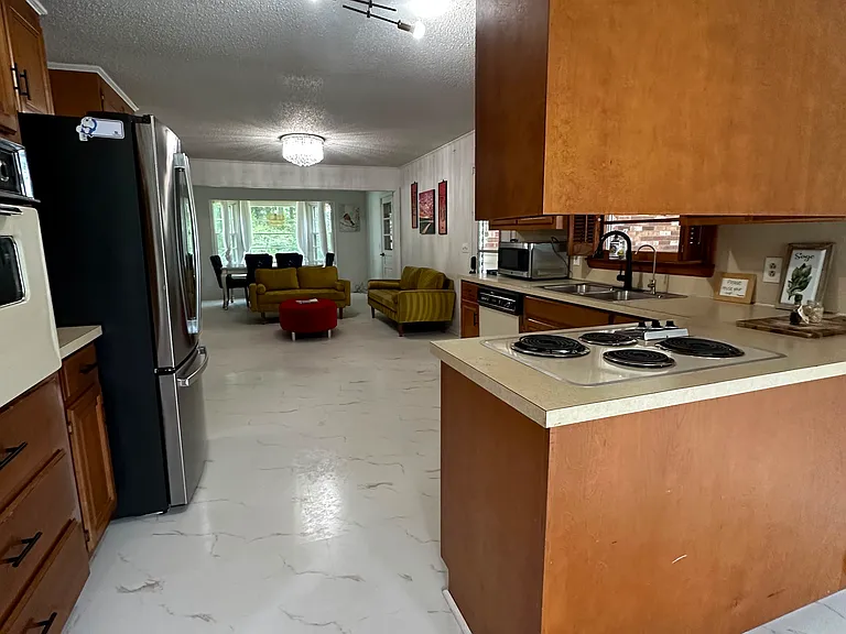 916 Level Creek Rd — Photo 3