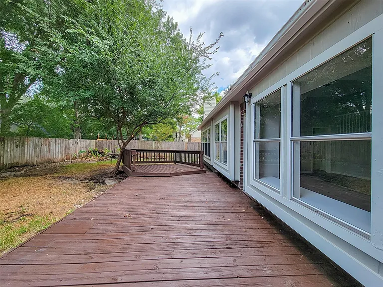13522 Ryanwood Dr — Photo 38