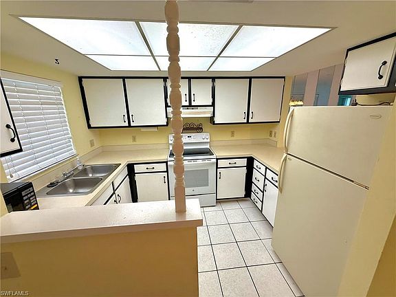 5th image of 16380 Dublin CIR #204