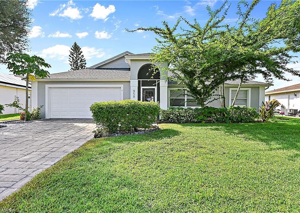 1st image of 958 Summerfield DR