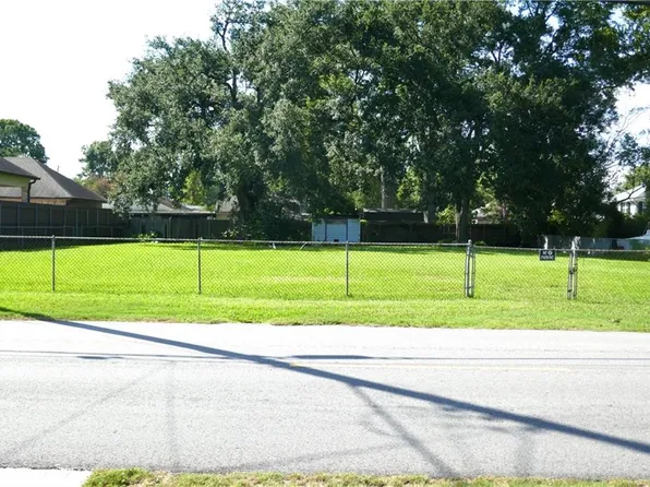 Little Farms Ave, New Orleans, LA 70123